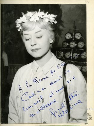 Photo de Giulietta Masina dans "Cabiria" (Federico Fellini, 1957), signée par l'actrice