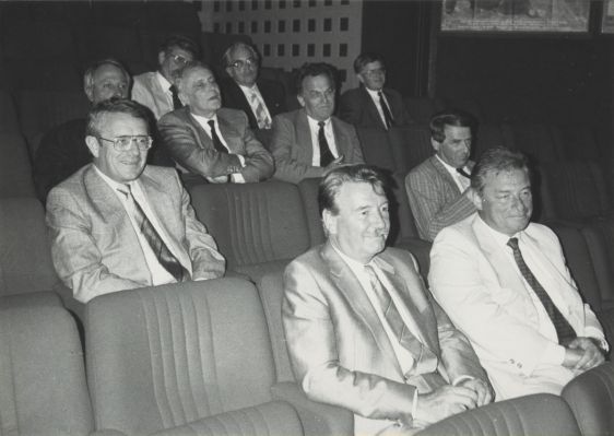 Visite du Conseil fédéral à la Cinémathèque suisse, le 28 juin 1989. Photo par Christian Dimitriu
