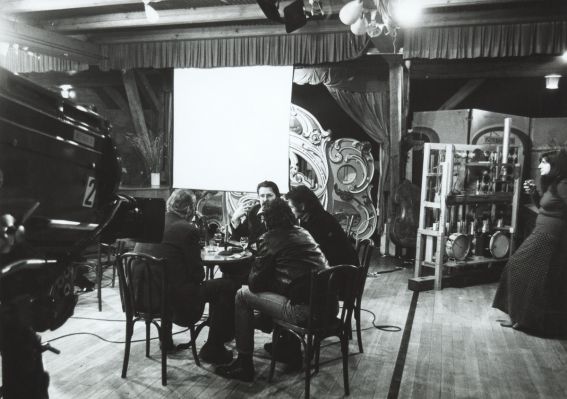 Freddy Buache réunit en 1973 quelques amis de la Cinémathèque suisse pour l'émission 