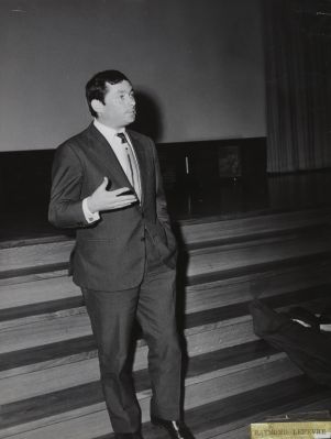 Raymond Lefèvre au 5ème Congrès International du Cinéma Indépendant (CICI) à l'Aula du Collège de Béthusy, septembre 1965