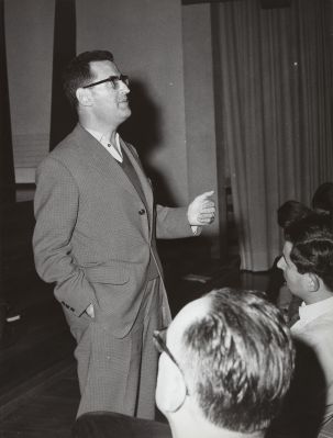 Barthélemy Amengual au 5ème Congrès International du Cinéma Indépendant (CICI) à l'Aula du Collège de Béthusy, septembre 1965