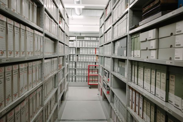 Les fonds d'archives papier gérés par le Département Non-Film au Centre de recherche et d'archivage de Penthaz