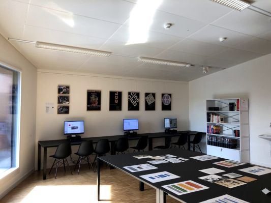 Salle de consultation 2, Bibliothèque du Centre de recherche et d'archivage de Penthaz en 2020
